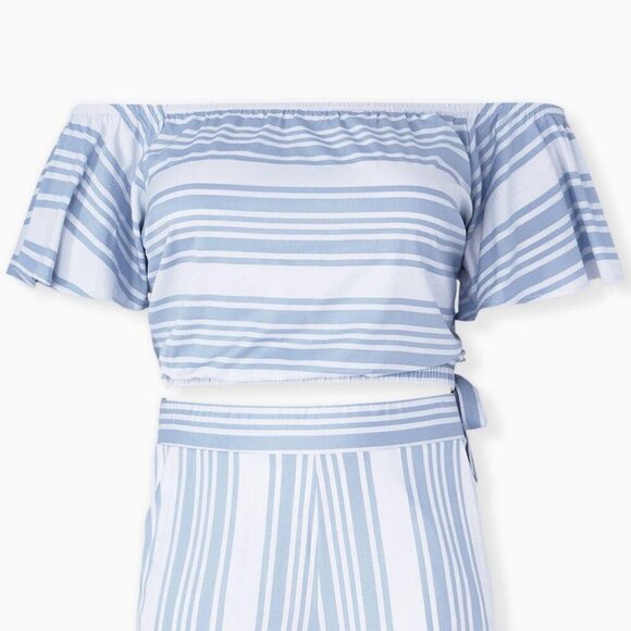 Torrid Striped Challis Crop Top Womens 6X 30 Blue Off Shoulder Short Sleeve - Picture 1 of 12